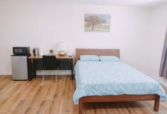 Private Entrance Guest Suite with Private Bathroom allows 18 year olds to book a room