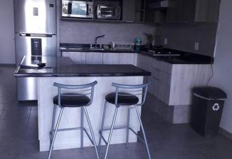 Penthouse Moderno con Terraza en Plaza Guadalupe allows 18 year olds to book a room