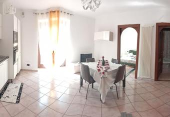 Appartamento nel cuore delle Alpi has Balcony rooms