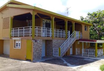 Appartement d une chambre avec terrasse amenagee et wifi a Le Robert has Balcony rooms