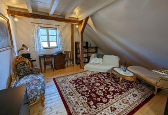 Apartm  n Braxatoris has Balcony rooms