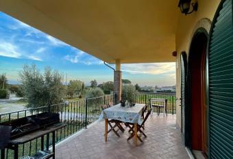 Aria di campagna mare has Balcony rooms