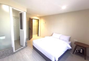 Maco Inn Century @Johor Bahru allows 18 year olds to book a room