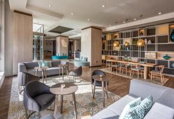 Hotel C  diz Paseo del Mar, Affiliated by Meli   allows 18 year olds to book a room