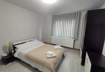 Teius Central has Balcony rooms