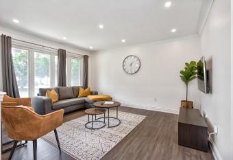 Bungalow-3 Car Parking-PingPong-BigDeck-BBQ-Close to 403-Appleby Go allows 18 year olds to book a room