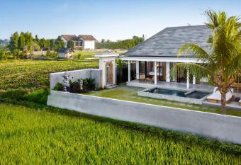 Villa Grateful has Balcony rooms