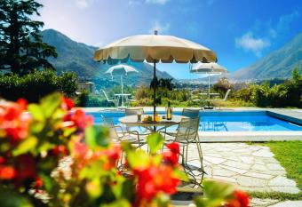 Montebello allows 18 year olds to book a room