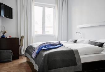 Wedina Budget has Balcony rooms