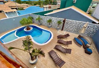 Mans  o Luxuosa 6 suites has Smoking/Balcony rooms