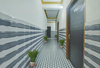 OYO Flagship Hotel Jagat Palace allows 18 year olds to book a room