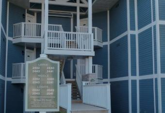 Horseshoe Retreat has Balcony rooms