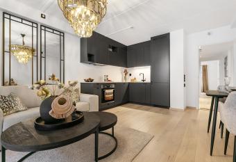 Keybutler Modern Apartments has Balcony rooms