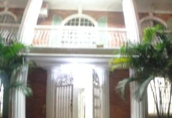 LA MANSI  N COLONIAL has Balcony rooms