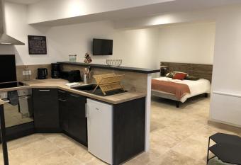 Gite Le petit Relais has Balcony rooms