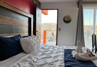 HOTEL CASONA DE LAS AVES allows 18 year olds to book a room
