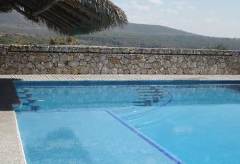 Casa de Piedra. Tequesquitengo has Balcony rooms