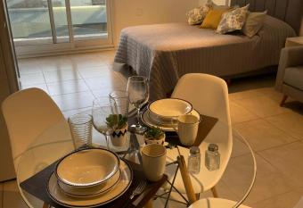 Hermoso Monoambiente en Santa Fe has Balcony rooms
