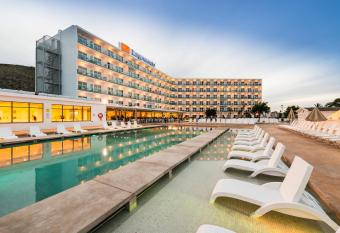 Bellevue Lagomonte has Balcony rooms