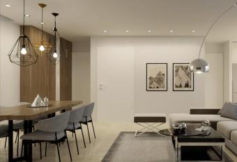 Sanders Verano has Balcony rooms