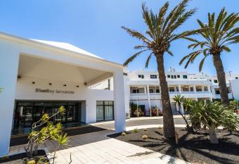 BlueBay Lanzarote has Balcony rooms