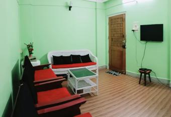 Motho Homestay has Balcony rooms