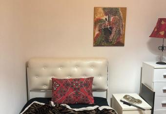 ENOLA 8 allows 18 year olds to book a room