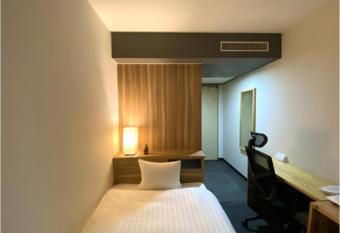 Santiago Hotel - Vacation STAY 74090v allows 18 year olds to book a room