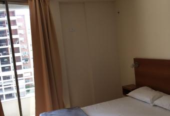 Departamento Exclusivo allows 18 year olds to book a room