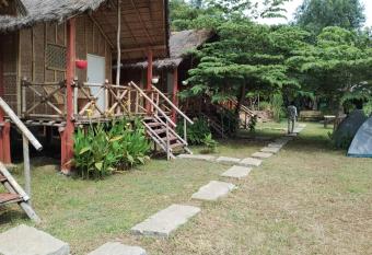 Happy Place has Balcony rooms