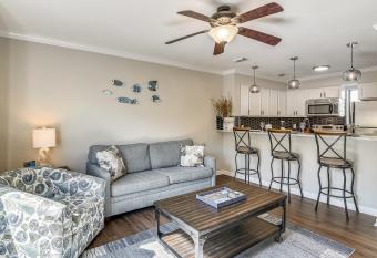 5 Minute Walk to Blue Dolphin Beach! Come see the Emerald Green Waters! has Balcony rooms