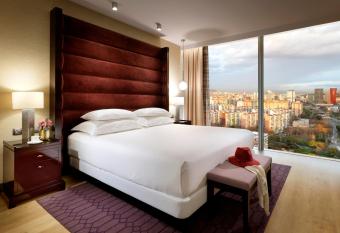 Hyatt Regency Barcelona Tower allows 18 year olds to book a room