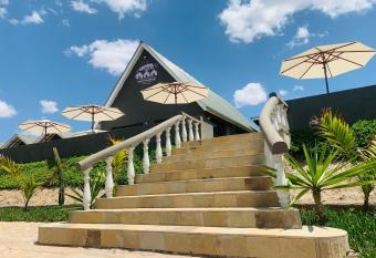 Outback-Kenya Lodge has Balcony rooms