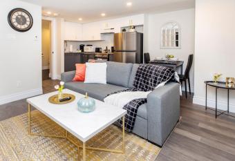 Prime Location - 1BR Basement Suite with Complimentary Netflix! allows 18 year olds to book a room