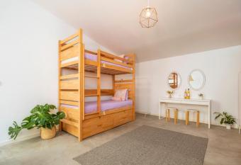 Female Hostel allows 18 year olds to book a room