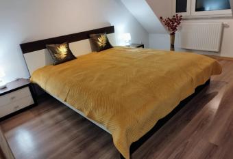 Apartament Marzenie 4 - Opole allows 18 year olds to book a room