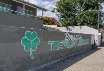 Pousada Trevo do Arraial allows 18 year olds to book a room