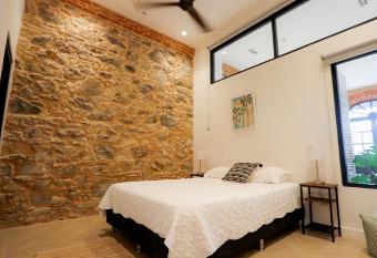 Casa Lefevre 2B has Balcony rooms