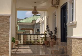 Marvel   s Apartment allows 18 year olds to book a room