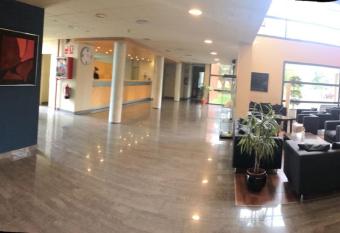 Hotel Les Torres allows 18 year olds to book a room