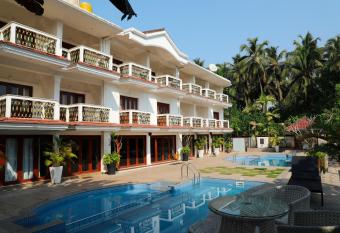 White Pearl Suites by Rosetum has Balcony rooms