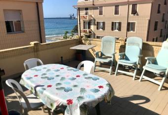 Casa Gaia has Balcony rooms