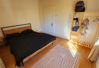 Detached House With Garden and Patio has Balcony rooms