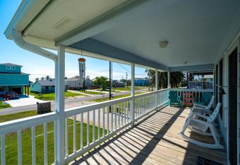 Lunasea Haven has Balcony rooms