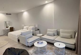 Cheerful 1 Bedroom Apartment with Pool has Balcony rooms