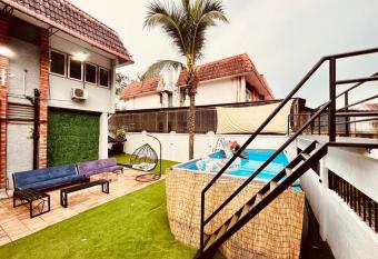 Luxury Private Pool Villa + Riverview BBQ Patio! has Balcony rooms