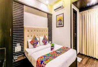 Hotel Guru Kalgighar Residency, Amritsar has Balcony rooms
