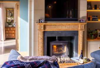 The Cart Shed allows 18 year olds to book a room