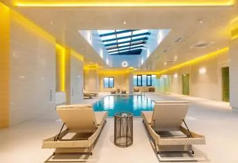 Arena Inn Marjanishvili has Smoking/Balcony rooms