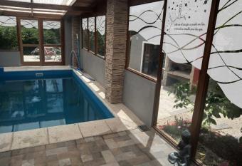 Casa Sierra de Los Padres allows 18 year olds to book a room